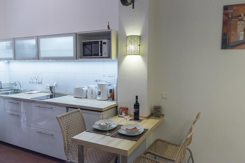 Standard Apartment By Hi5-Liszt Ferenc Square بودابست المظهر الخارجي الصورة